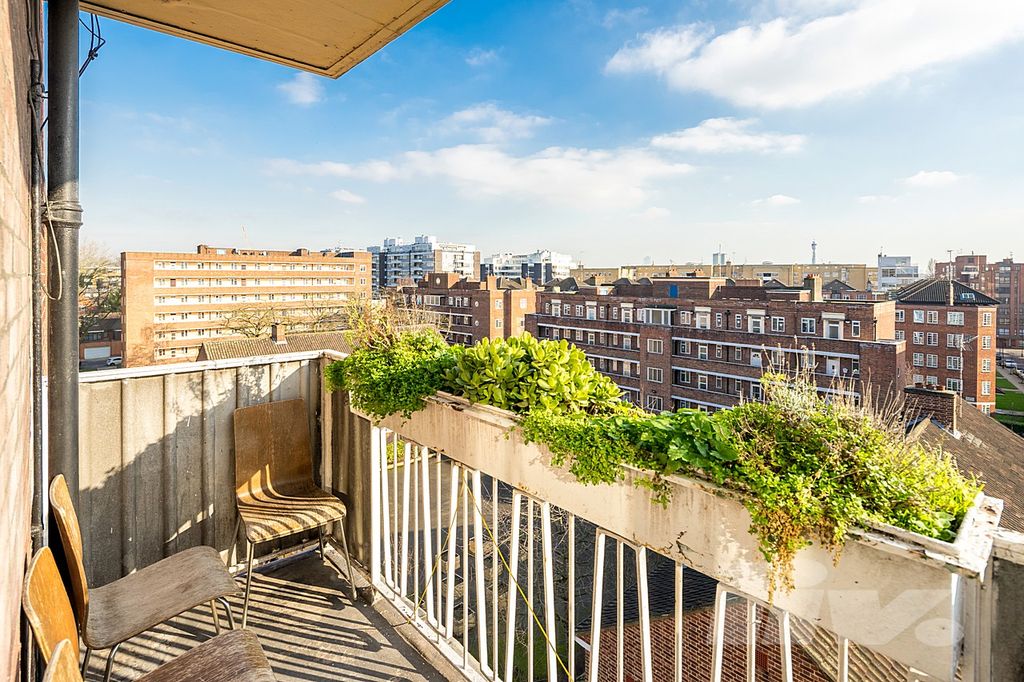 Property photo 2 of 14 Photo 13