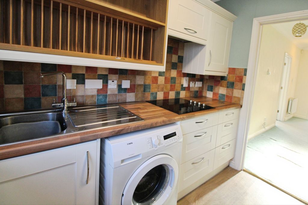 Property photo 2 of 18 Photo #2