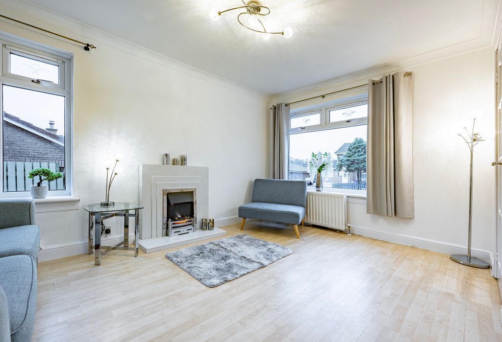 Property photo 2 of 38