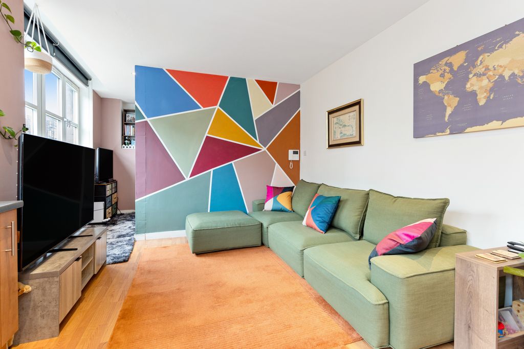 Property photo 2 of 12 Property Image 2