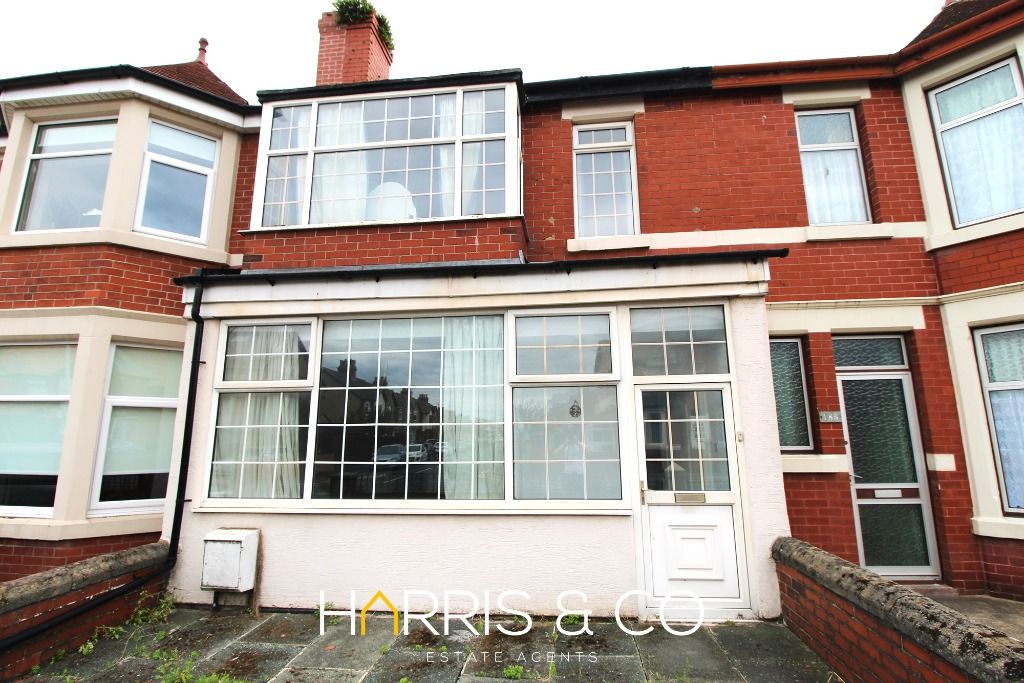 Property photo 1 of 12 Propertyimages
