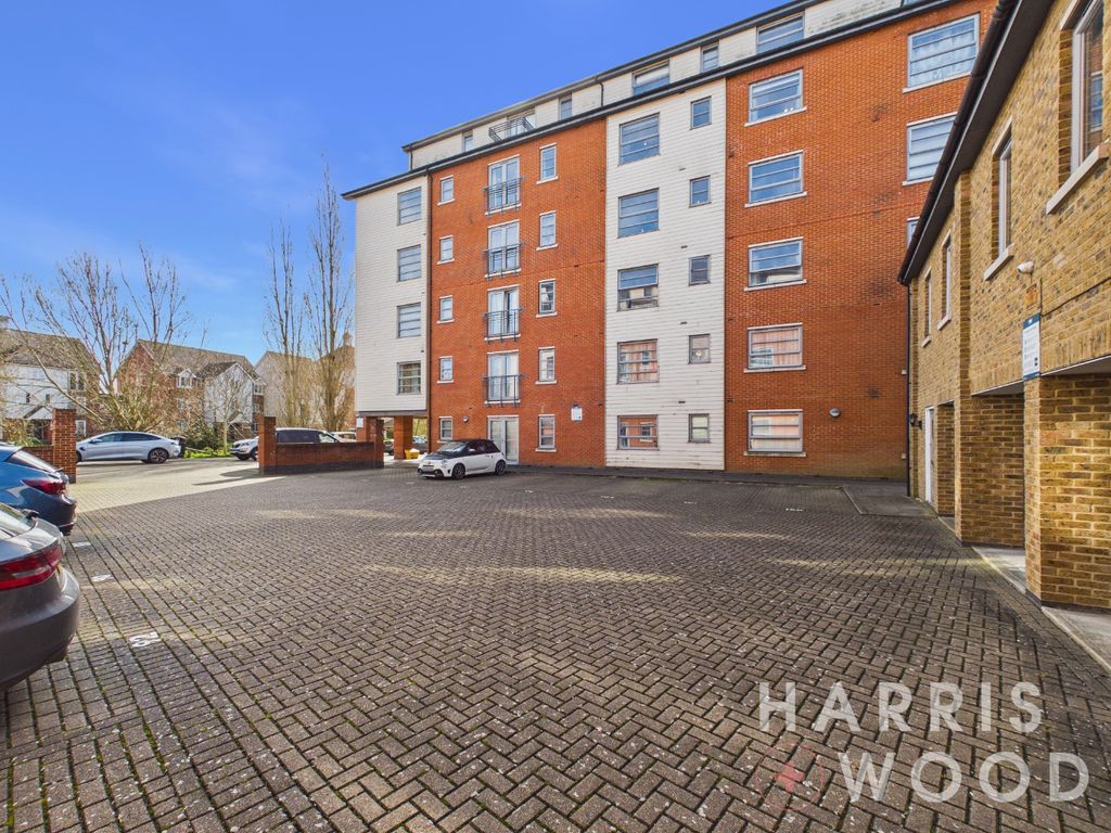 Property photo 1 of 17 4922680