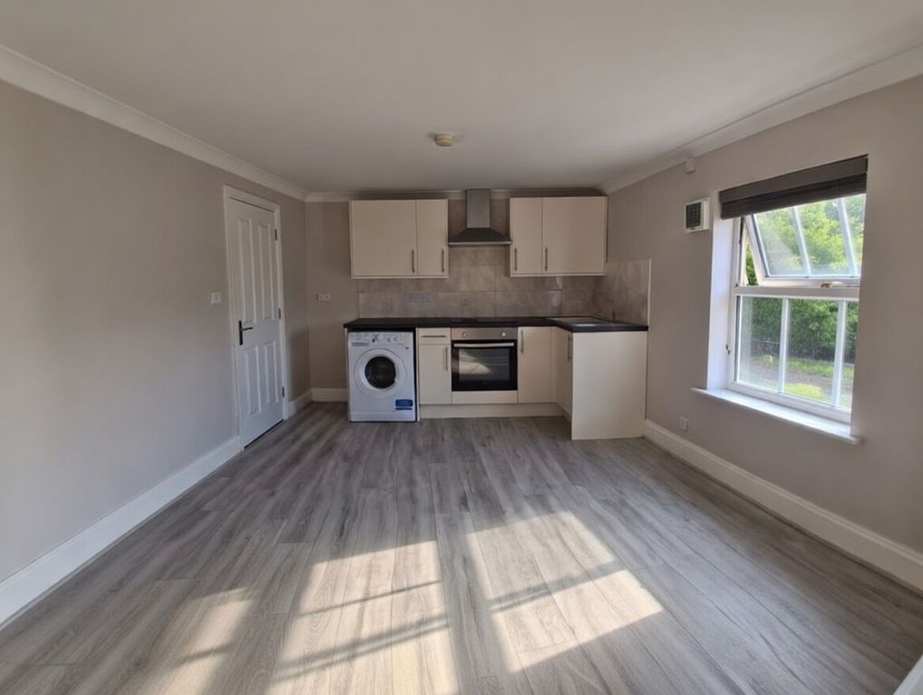 Property photo 1 of 7 Images