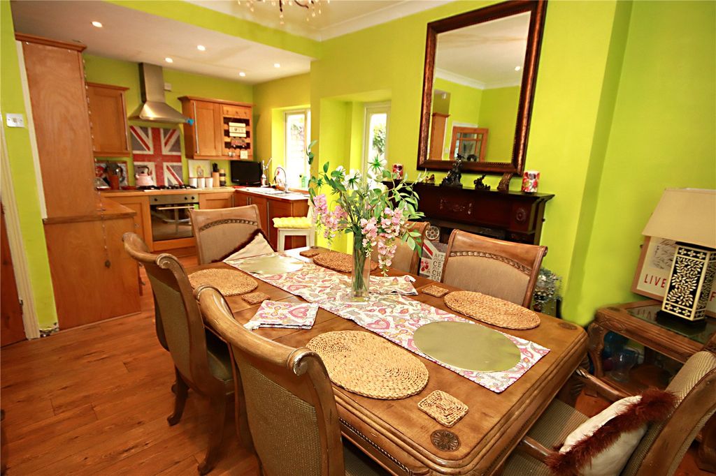 Property photo 3 of 22 Picture No. 08