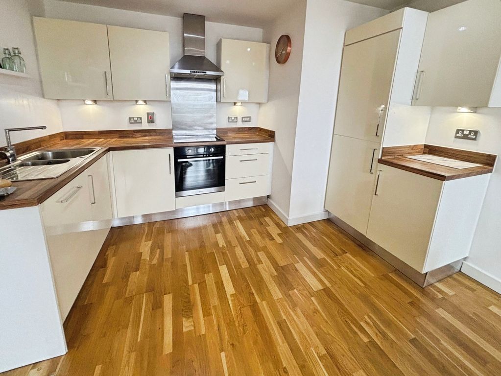 Property photo 2 of 11 Picture No. 07