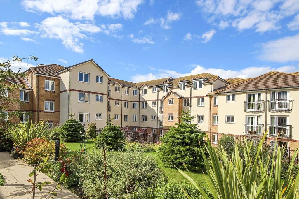 Property photo 1 of 11 Exterior