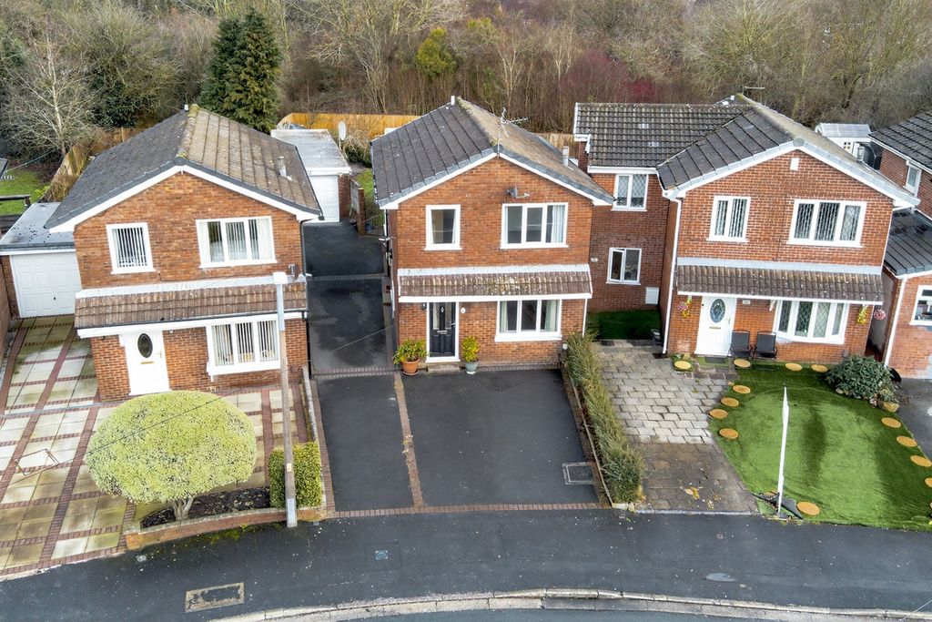 Property photo 1 of 30