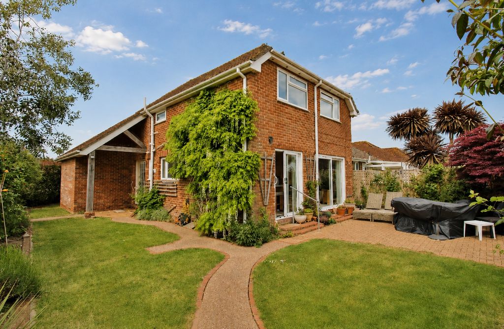 Property photo 1 of 31