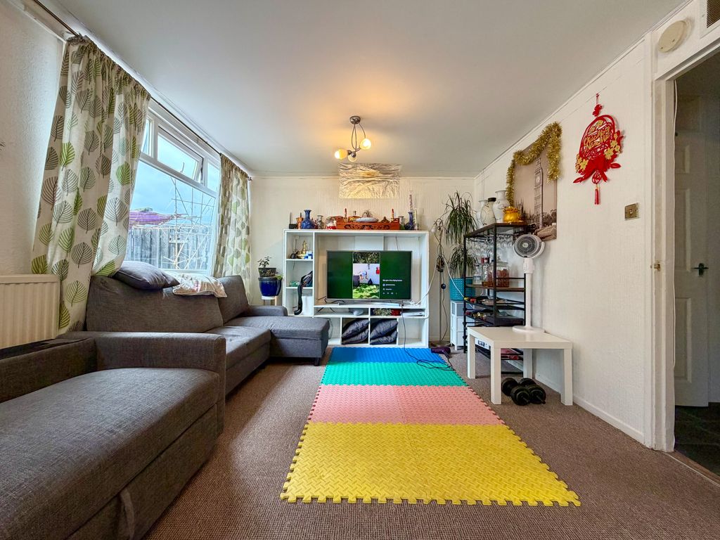 Property photo 2 of 29