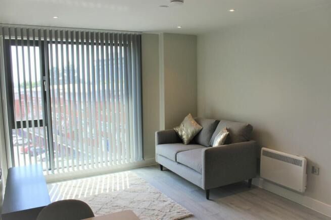 Property photo 2 of 17 4514783