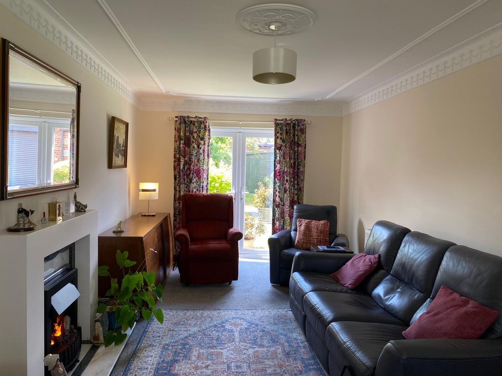 Property photo 3 of 16