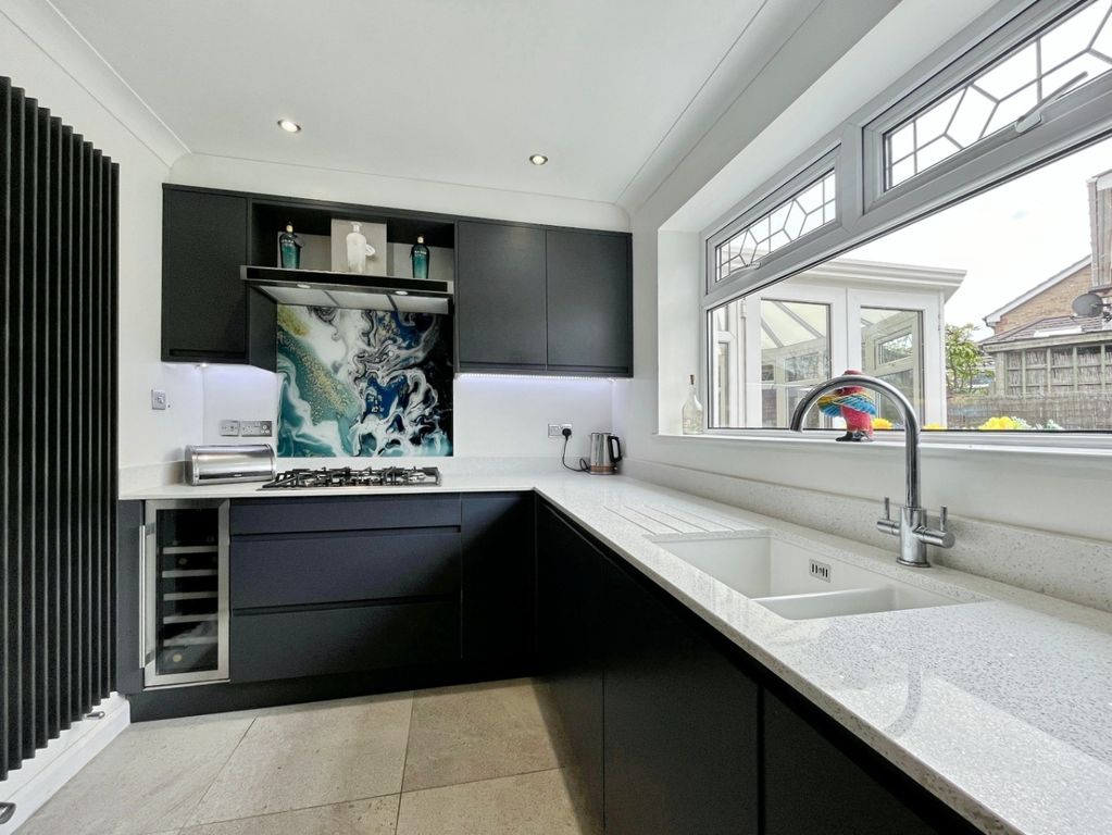 Property photo 2 of 31 3829713