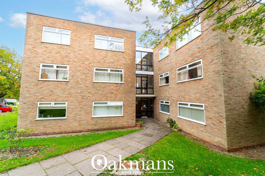 Property photo 2 of 19 Picture No. 23