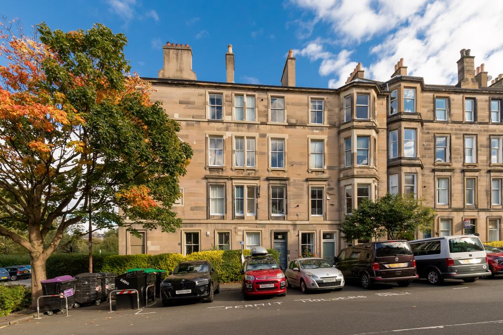 Property photo 1 of 20 Front Of Building 