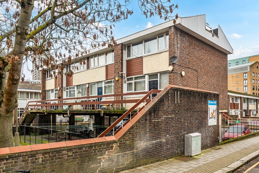 Property photo 2 of 8 Picture No. 13