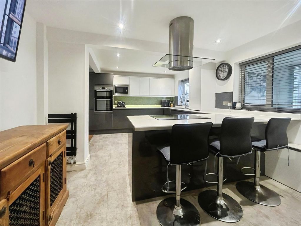 Property photo 2 of 15 1Ff4193A-Img-20260126-Wa0017.Jpg