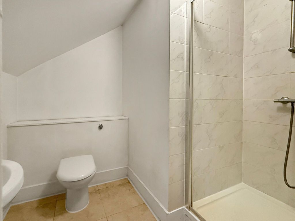 Property photo 2 of 3