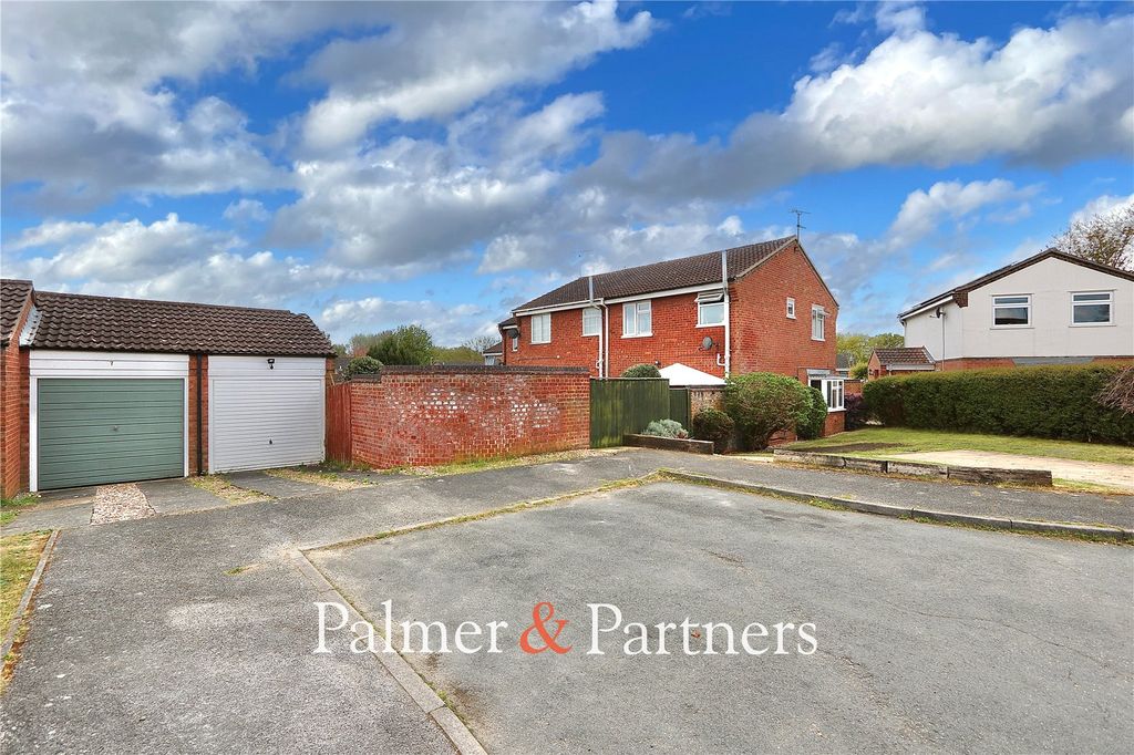 Property photo 2 of 24 Picture No. 04