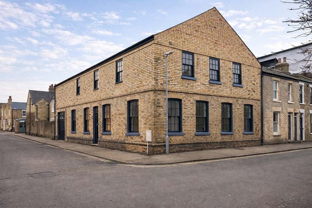 Property photo 3 of 3