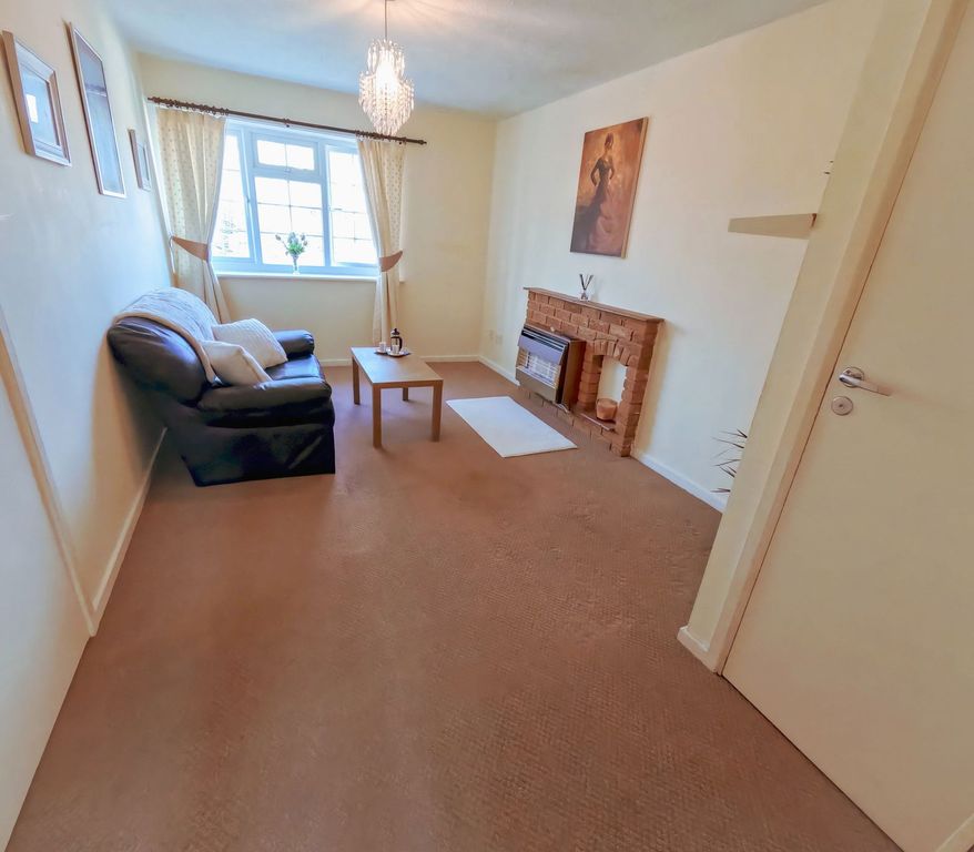 Property photo 3 of 6