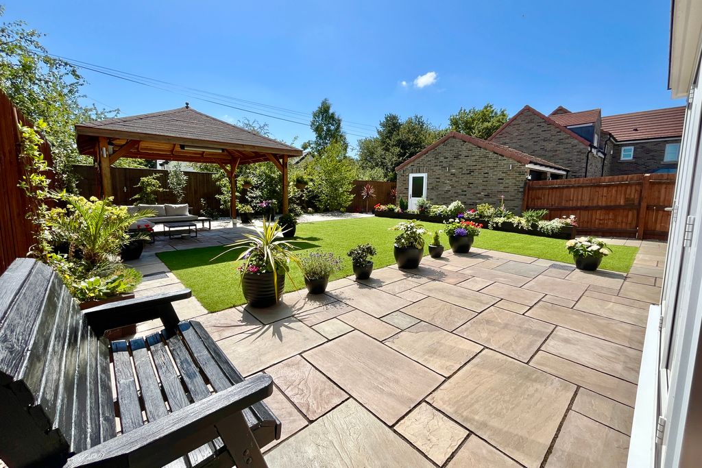 Property photo 3 of 42 37