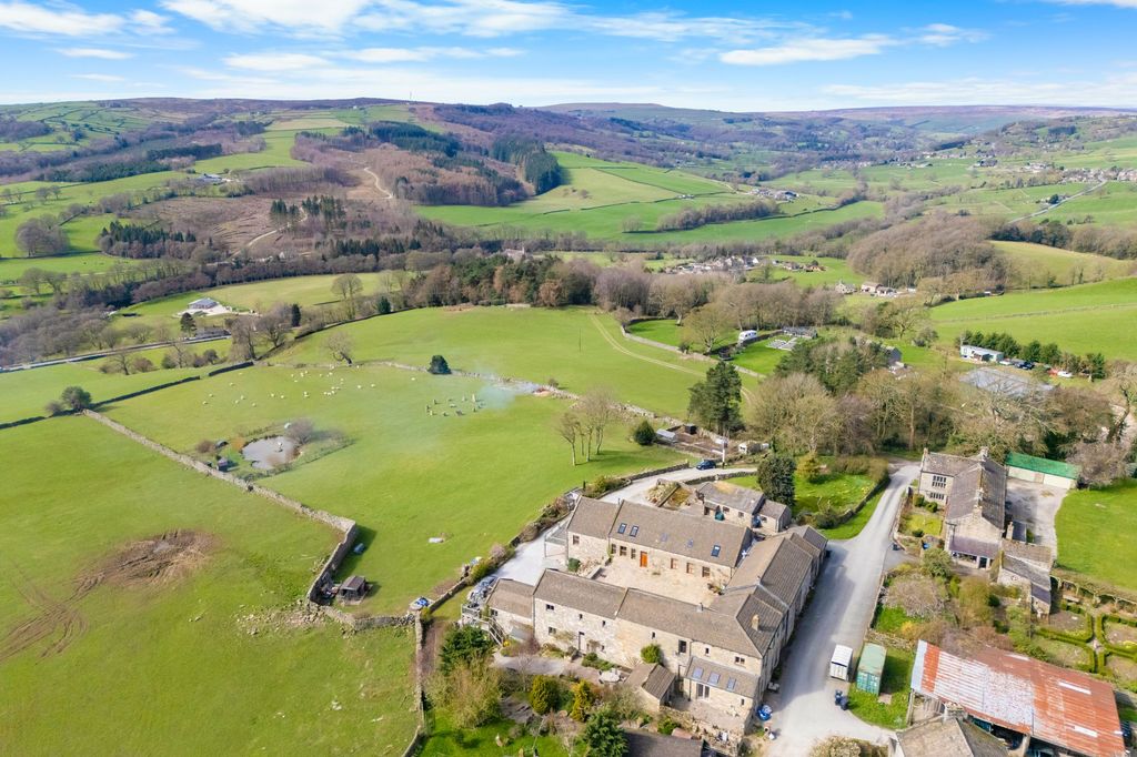 Property photo 3 of 24