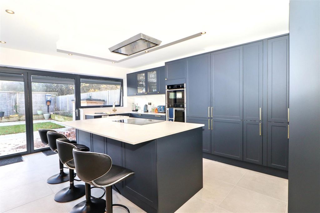 Property photo 2 of 31 Img_0239.Jpg