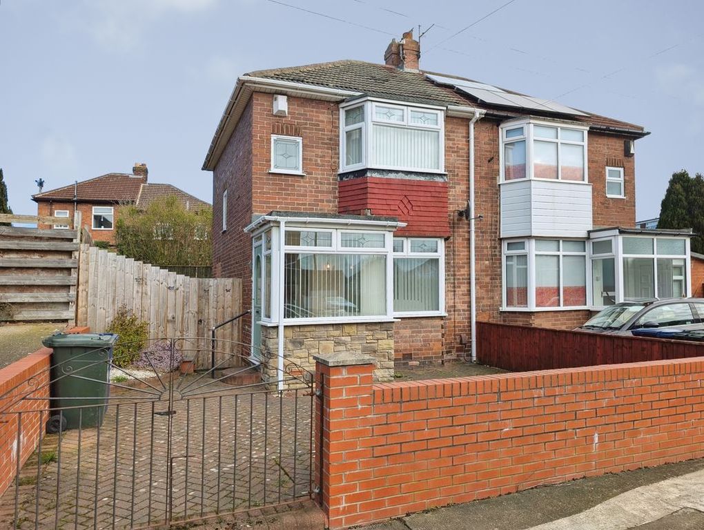 Property photo 1 of 10 Photo 11