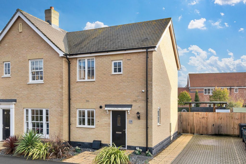 Property photo 1 of 23