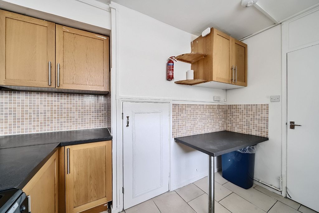 Property photo 3 of 12 3575104