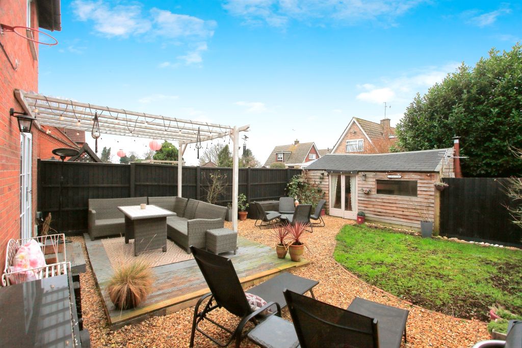 Property photo 2 of 15