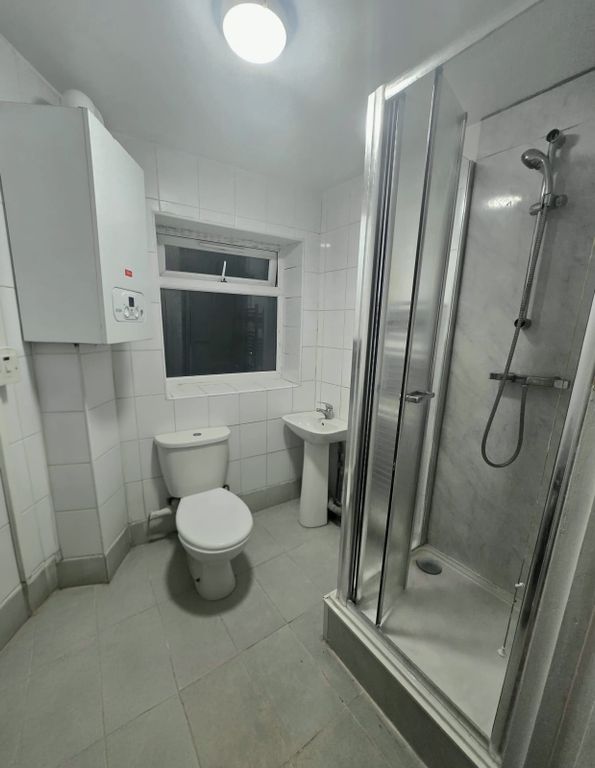 Property photo 2 of 7 Gallery