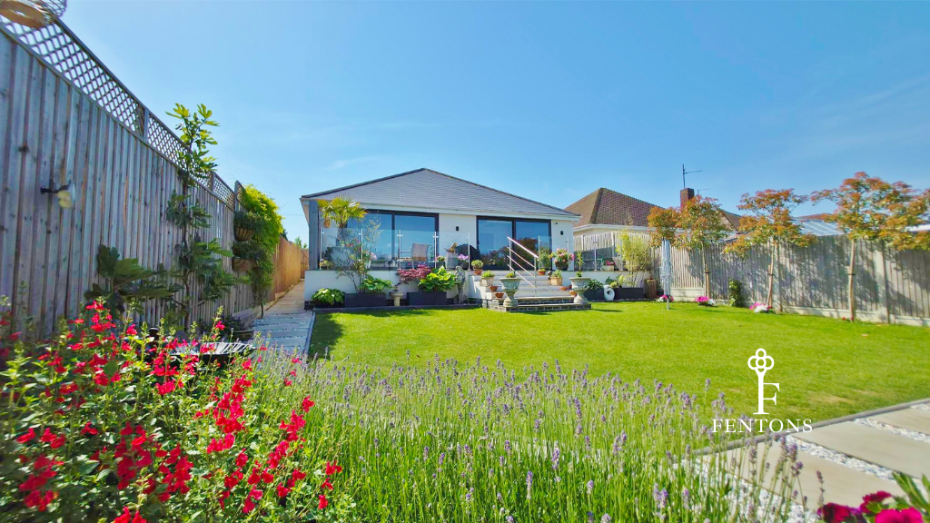 Property photo 2 of 40 Rear Garden
