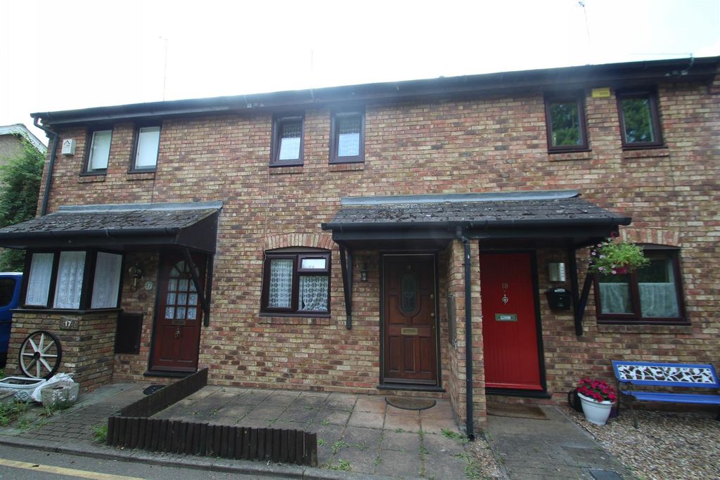 Property photo 1 of 7 External.Jpg