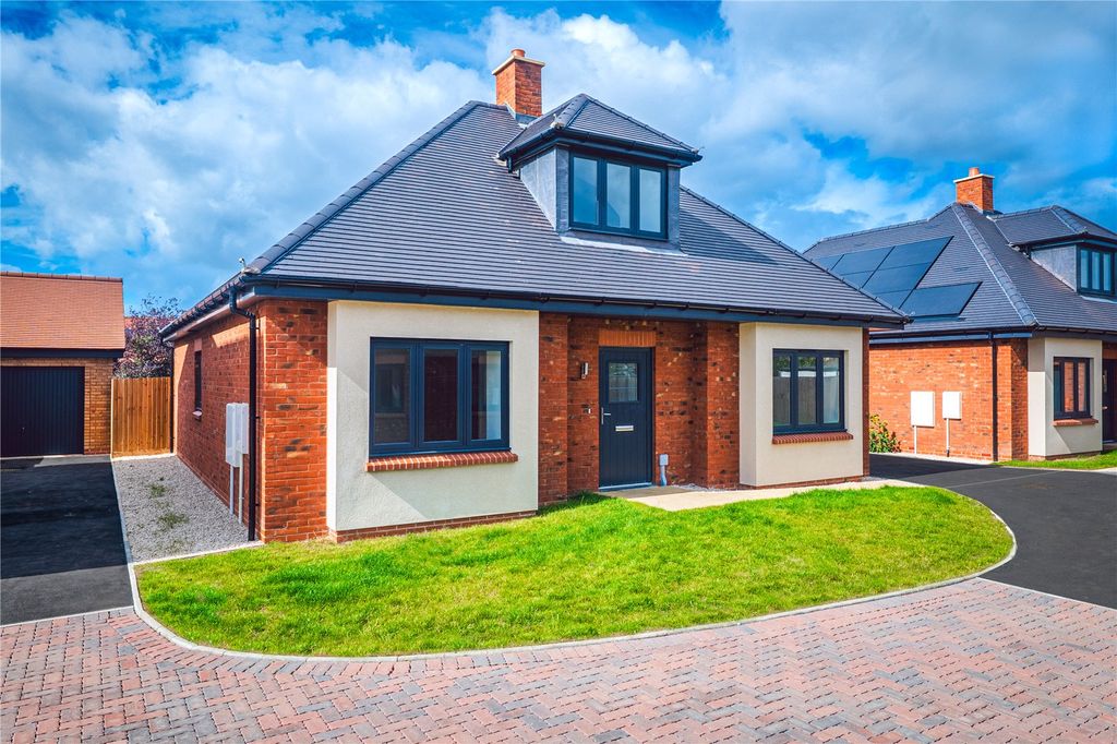 Property photo 1 of 12 Picture No. 01