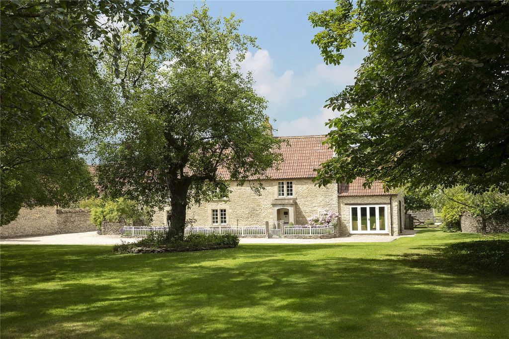 Property photo 3 of 76 Picture No. 03