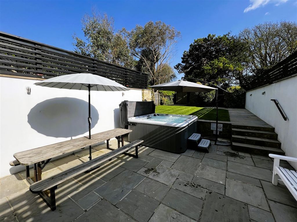 Additional image 18 of 4 bed property to rentSeven Sisters Road, St. Lawrence, Ventnor PO38