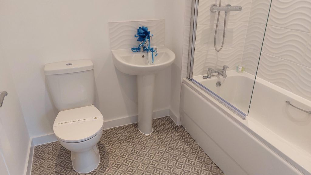 Property photo 3 of 7