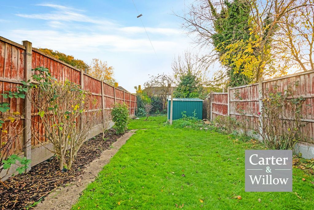 Property photo 3 of 13