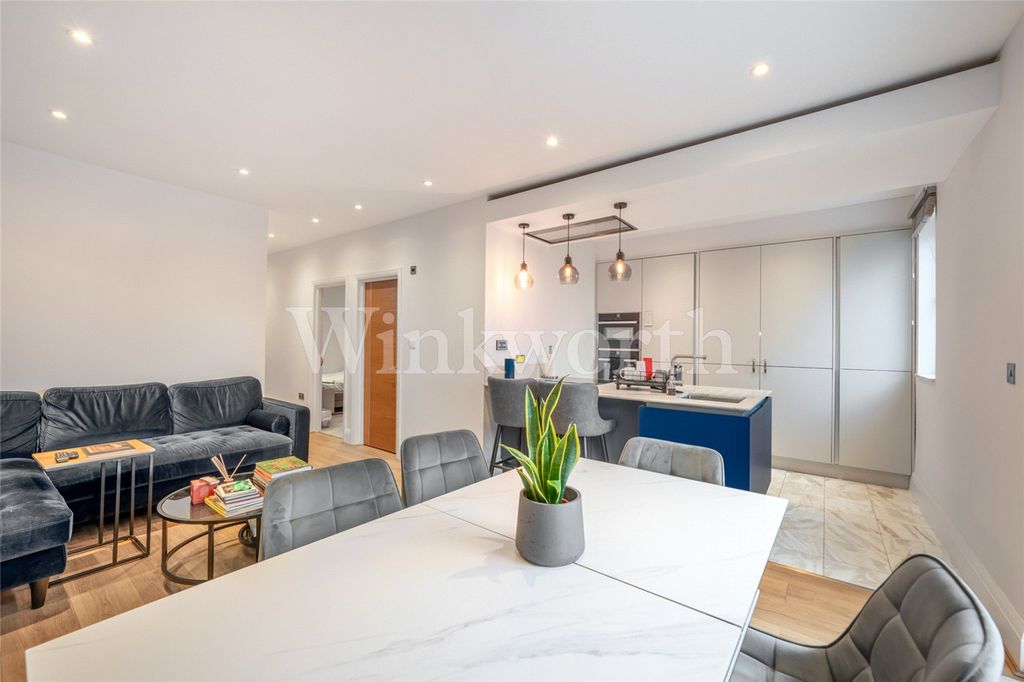 Property photo 2 of 13 Picture No. 05