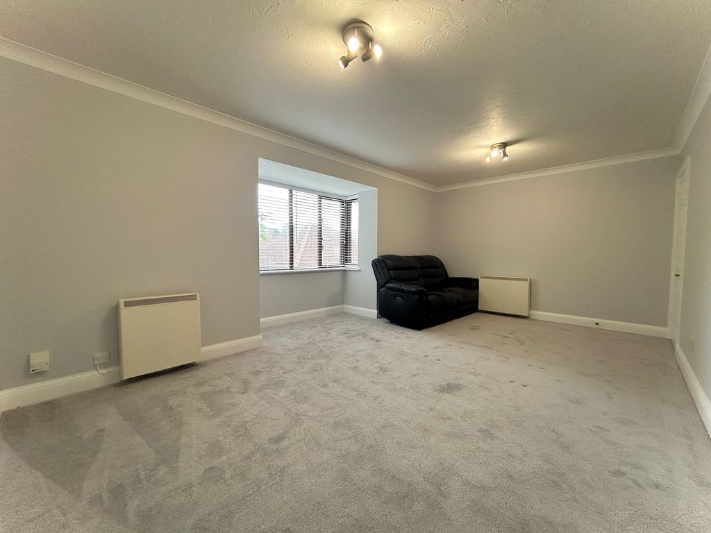 Property photo 2 of 9 Gallery