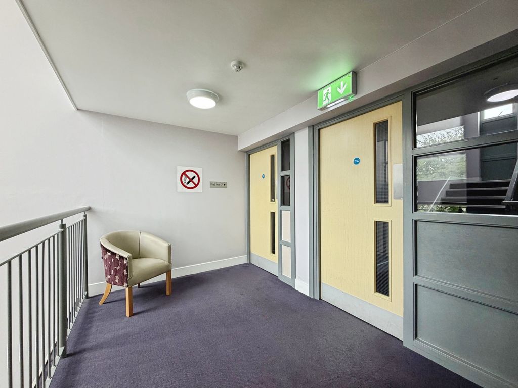 Property photo 2 of 17 12
