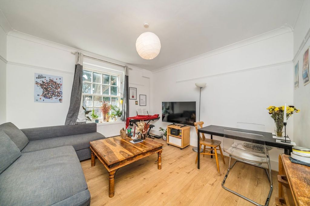 Property photo 2 of 5