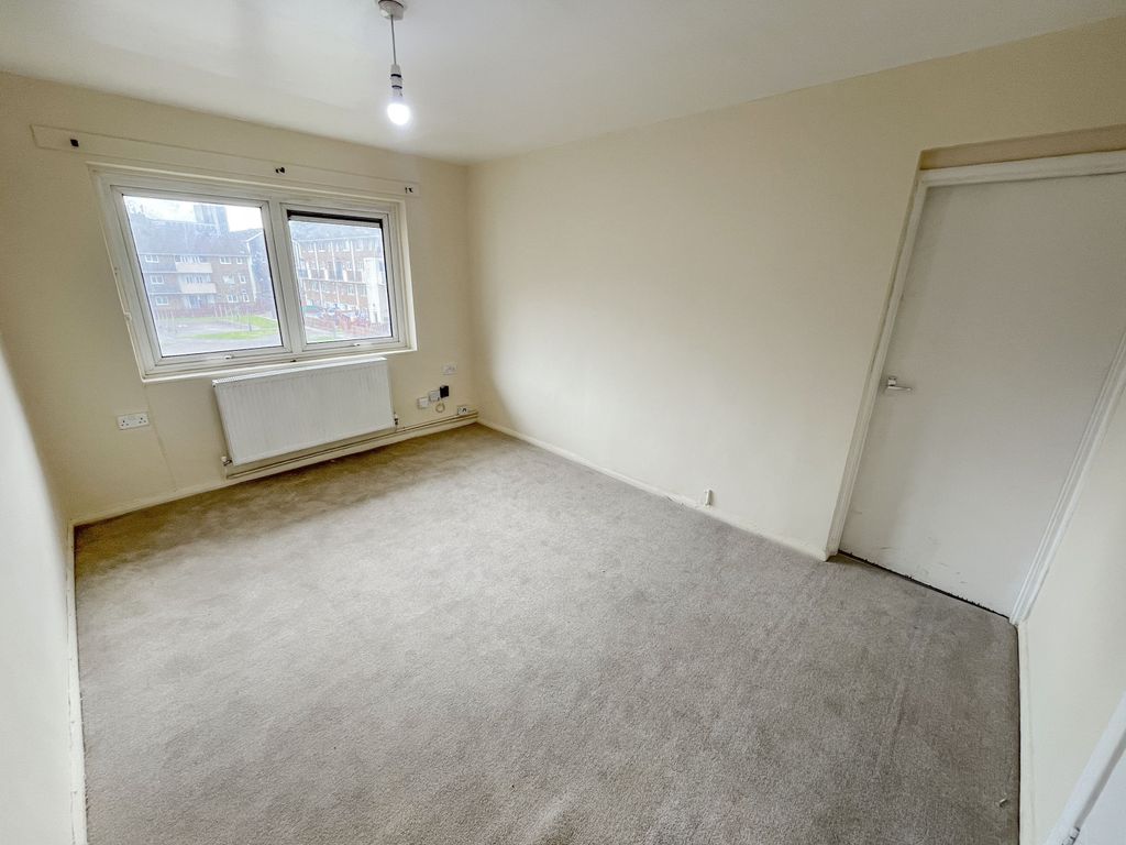 Property photo 2 of 10 Lounge