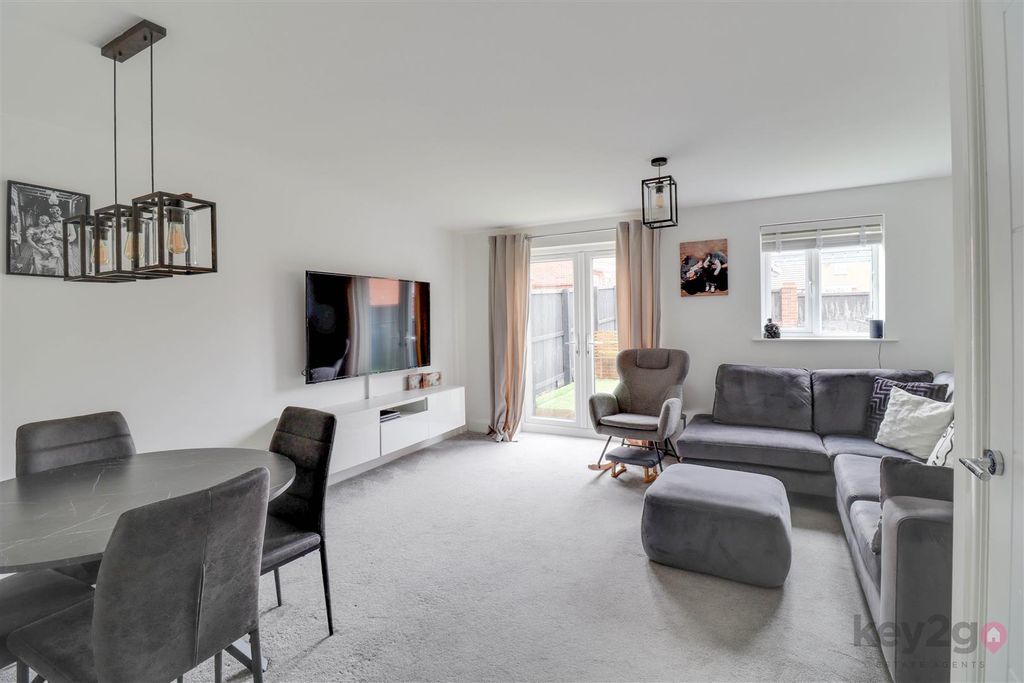 Property photo 2 of 22 Img_6024-Img_6026.Jpg