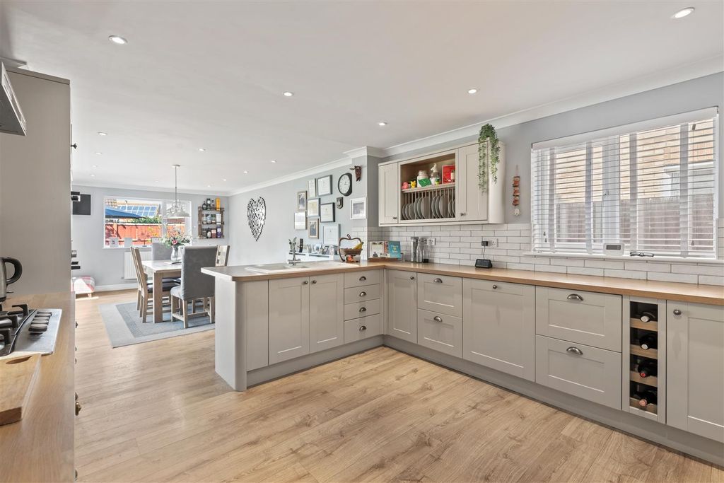 Property photo 2 of 35 Dsc_5973.Jpg