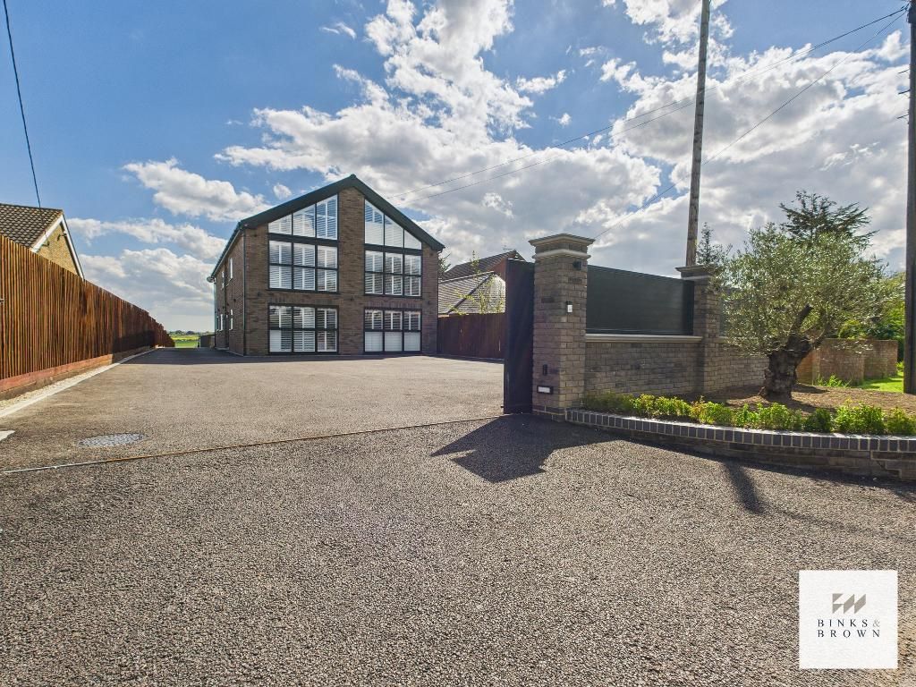 Property photo 1 of 30 Photo 1