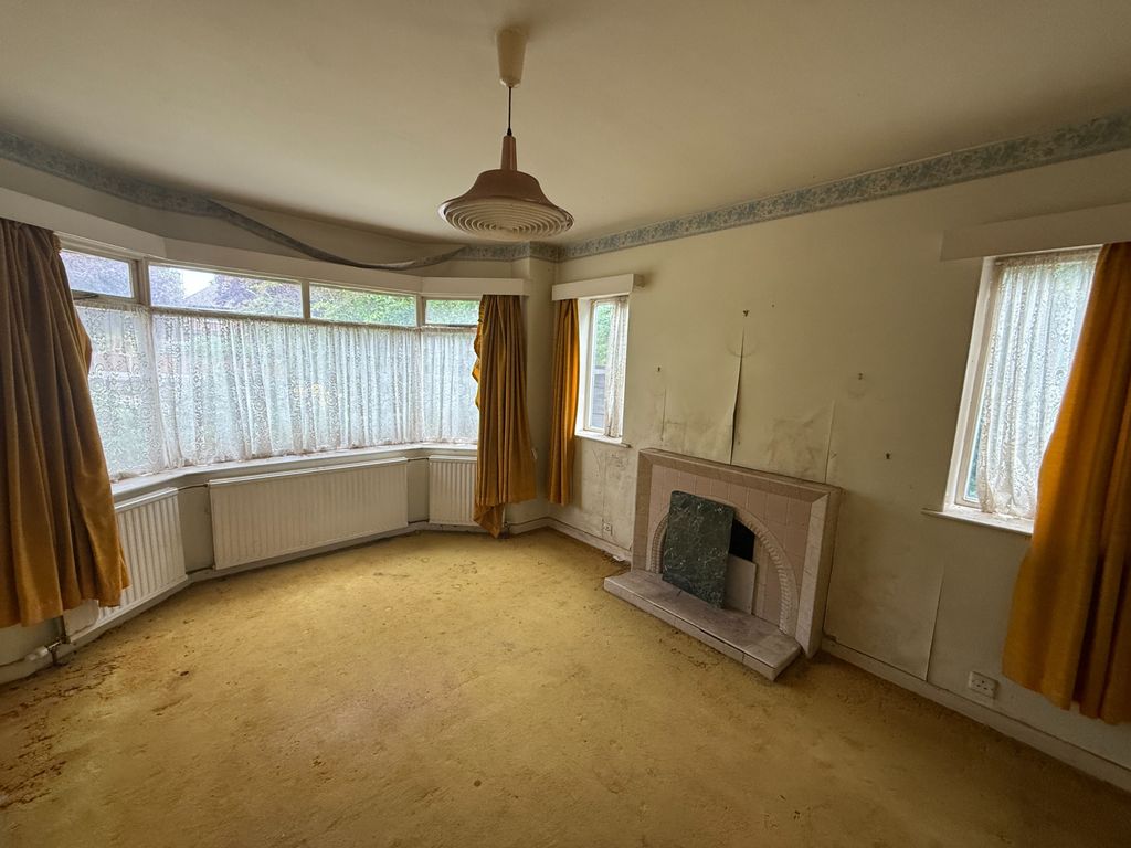 Property photo 3 of 26