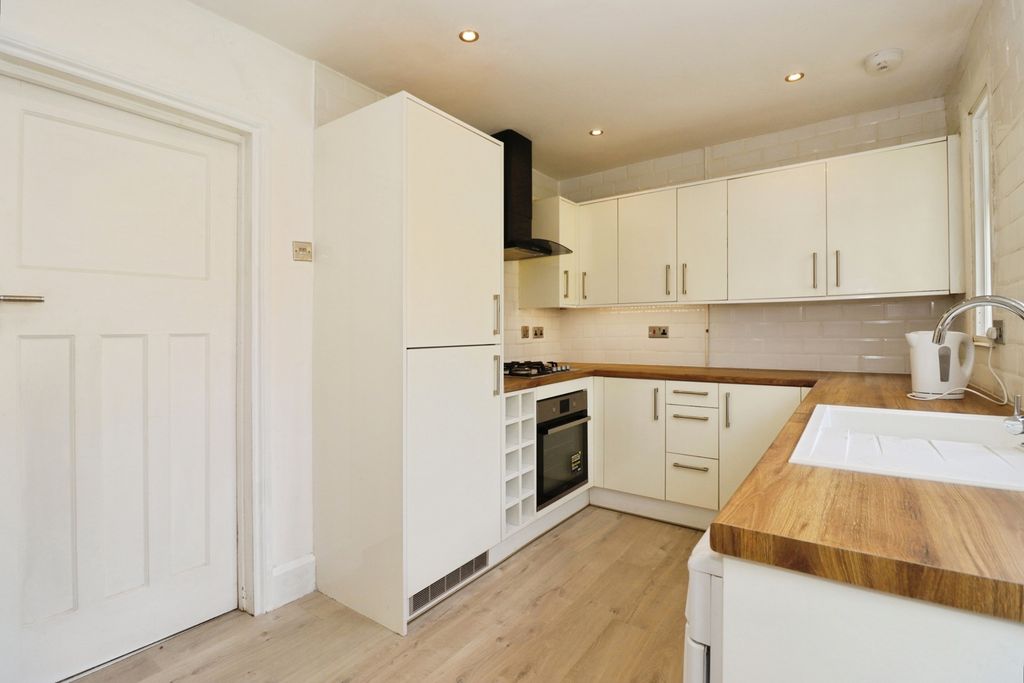 Property photo 2 of 13 Pbox-Img.Jpg
