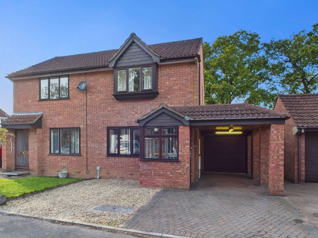 Property photo 1 of 12 Ewemove Tiverton - Front